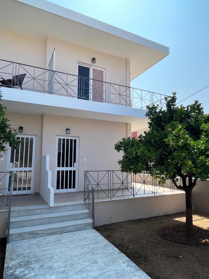 Nikolaíika Koulouras Holiday Apartments מראה חיצוני תמונה
